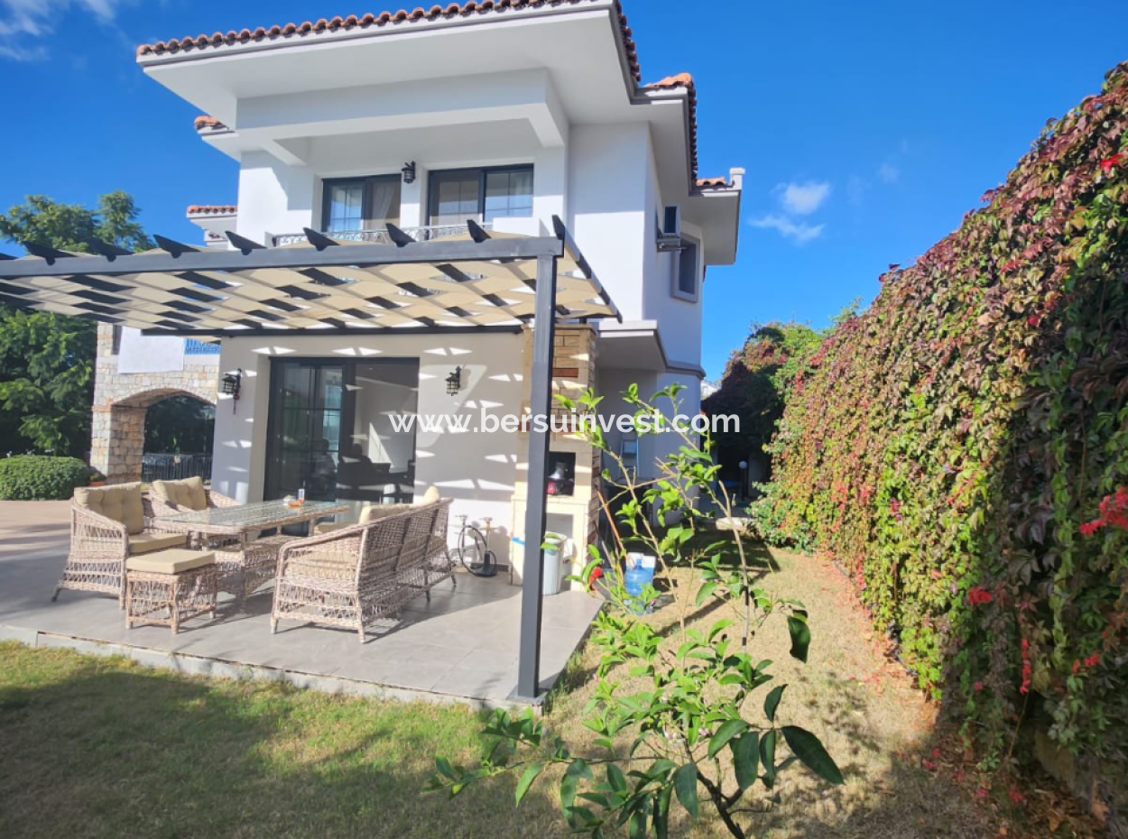 For Sale 3+1 Detached Villa With Pool In Ovacık